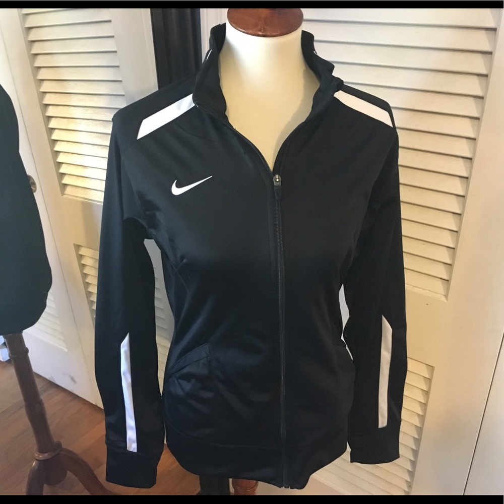 Like new Nike active wear